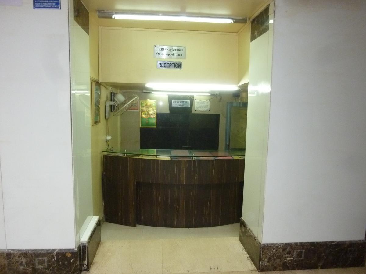 Hotel Stars Mumbai  Buitenkant foto